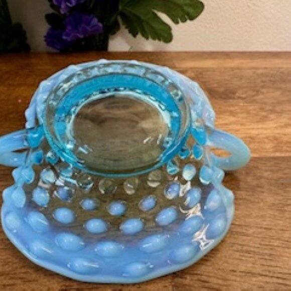 Fenton‎ Hobnail Opalescent Blue Glass Candy Dish Vintage Baby Blue Ruffled Bowl - Picture 5 of 5